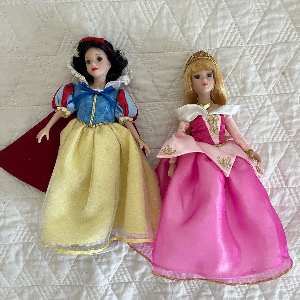 Glass Dolls- Snow White & Aurora.